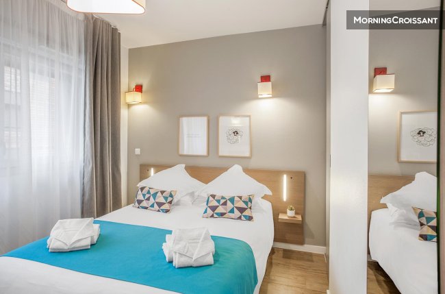 Beautiful studio with hotel service