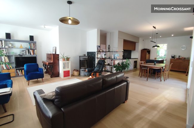 Architect's house, furnished, rare!