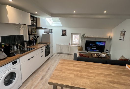 T3 250m from the station