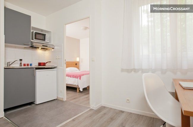 2 Rooms furnished in residence