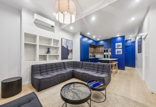 Luxury air-conditioned T2 flat