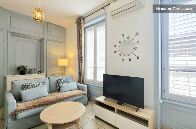 T2 - Furnished Clim Garage optional