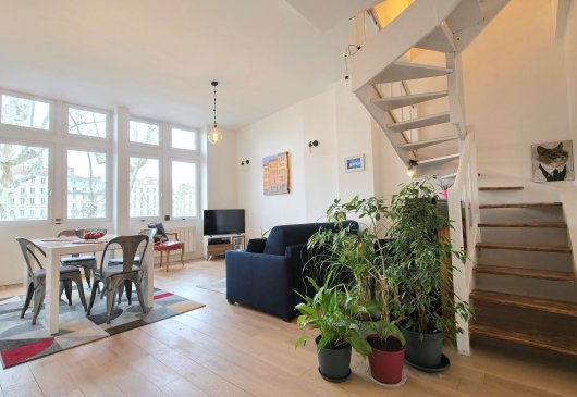 2BR + 2 bathrooms magnificent views