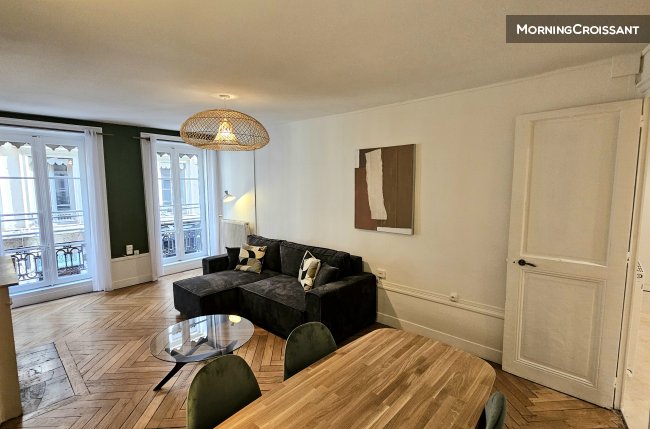 Apt 2 Bedrooms Bellecour