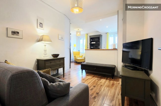 Flat 2 CH Lyon7 university