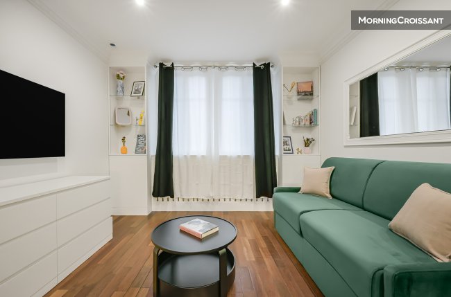 2room apartment - Eiffel Tower view