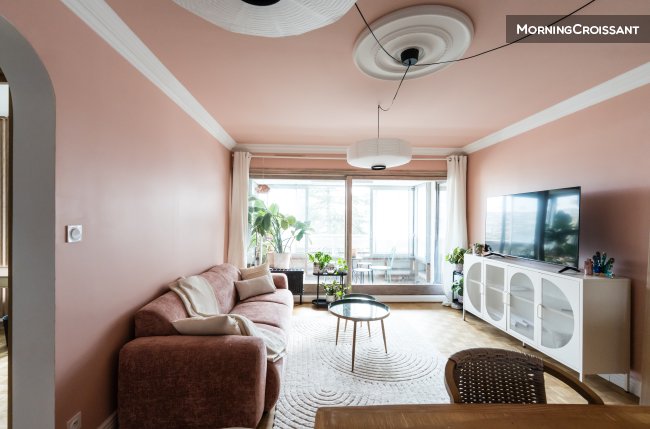 Large renovated T4 - 3 BR, parking