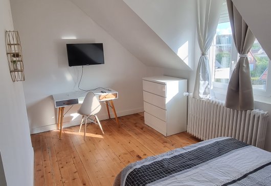 Fully furnished room