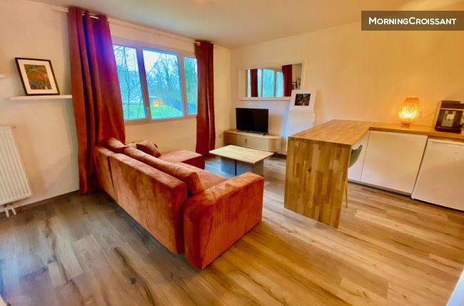 Bright T2 near CHR and Lille