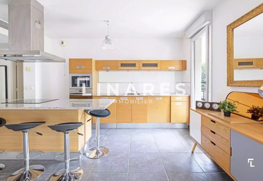 Carré d'Or - T3 luxury apartment