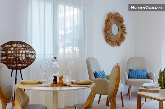 Superb 2-room apartment near center