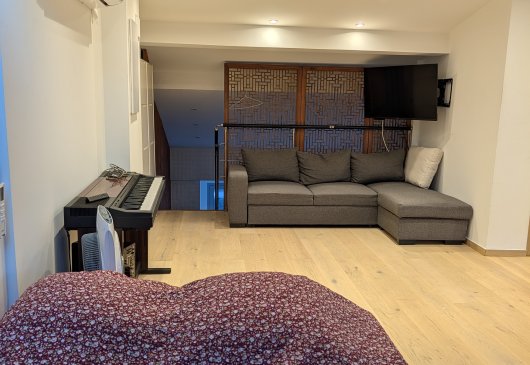 T2- Furnished Ideal for business