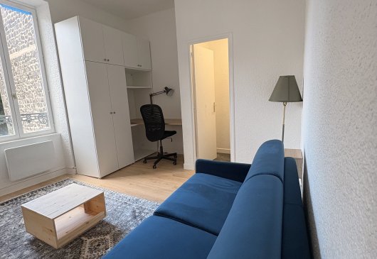 Fully equipped studio - centre