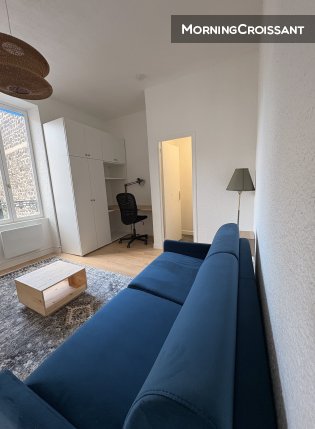 Fully equipped studio - centre