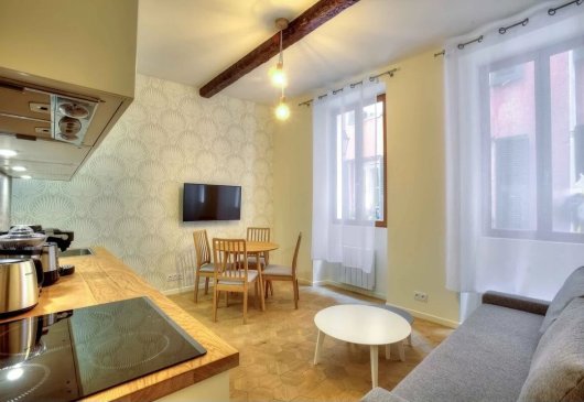 Quiet T2 appartment in Old Nice