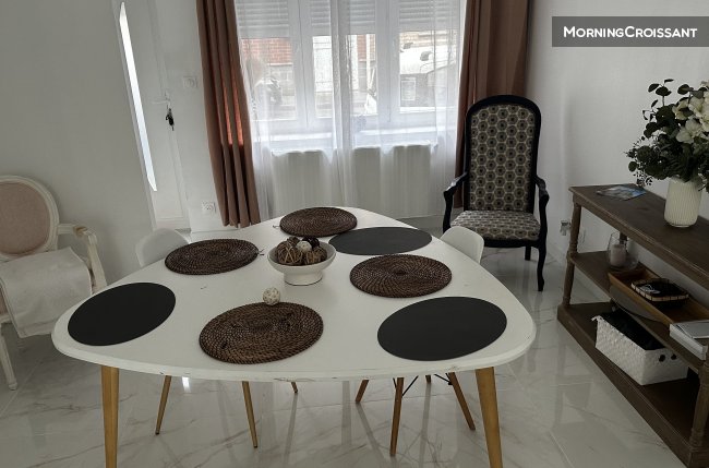 Renovated house + garden near Lille