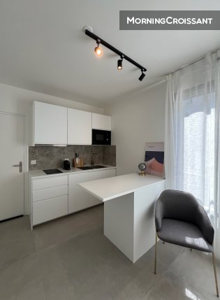 Furnished studio - 10min la Défense