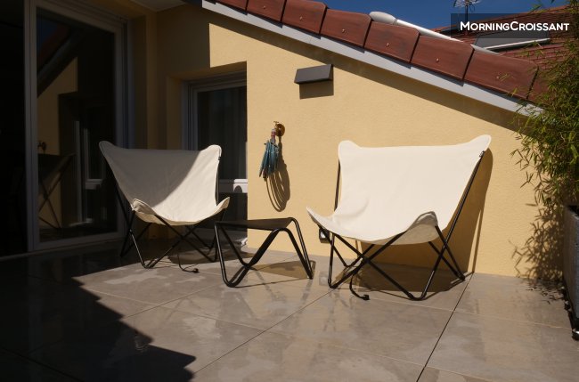 Large premium furnished T2