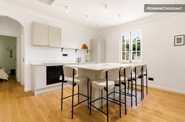 Luxury 3-bedroom flat