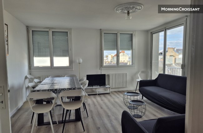 Furnished 6-room apt city centre
