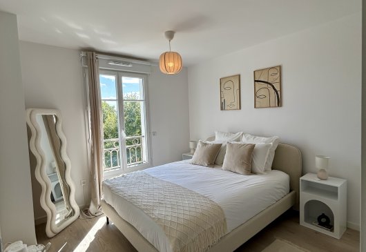 New furnished T2 terrace Serris