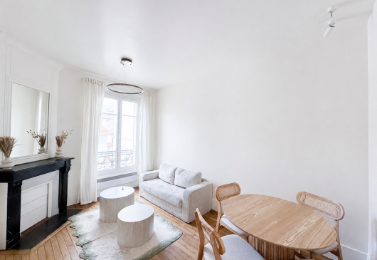 1-Bedroom Apartment Near Paris