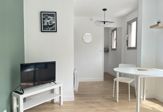 Studio Hyper Centre with Terrace