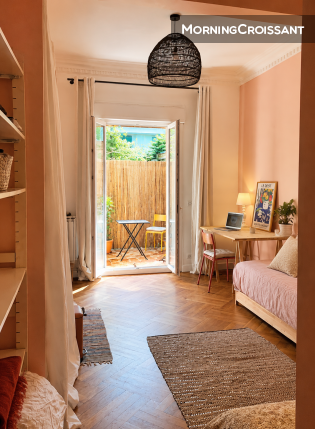 Renovated studio with terrace