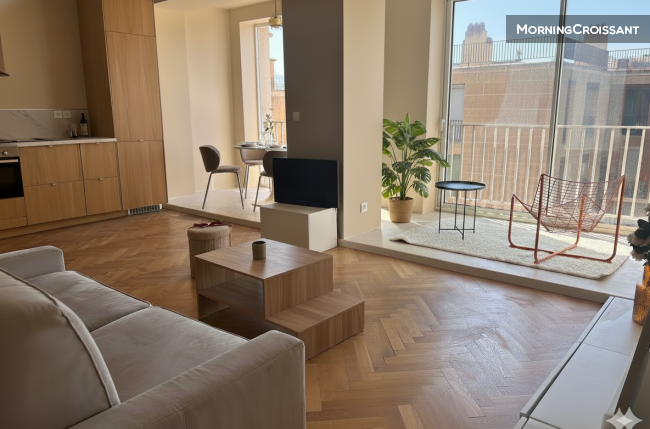 Old Port, 2bedroom flat terrace A/C