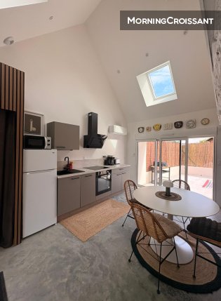 Charming, fully furnished flat