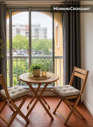 Charming flat in Port Carnon