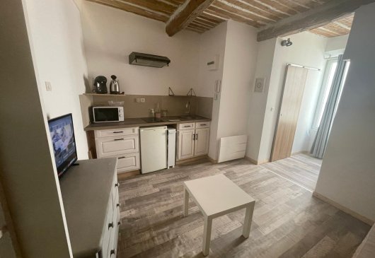Ideal studio flat for students