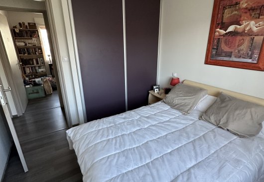 Quiet single room