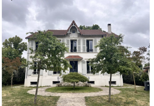 Luxury house to let in Le Vesinet