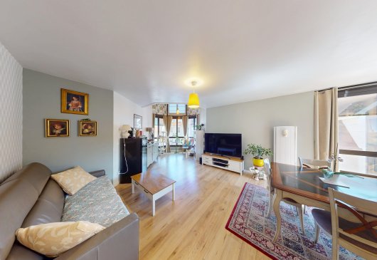 Duplex in the very centre Enghien