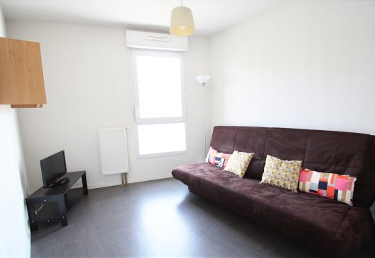 Spacious one-bedroom flat