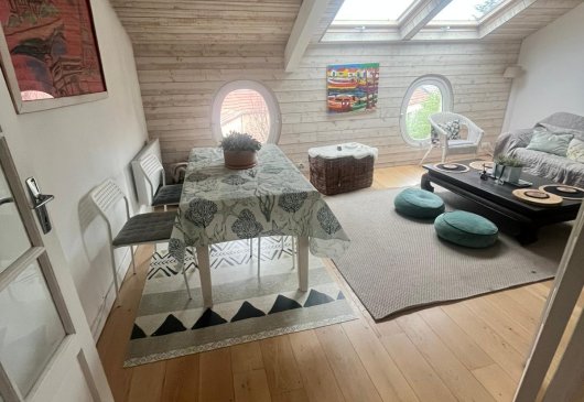 Charming two-room flat in Paris