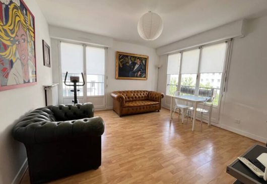 Flat with parking