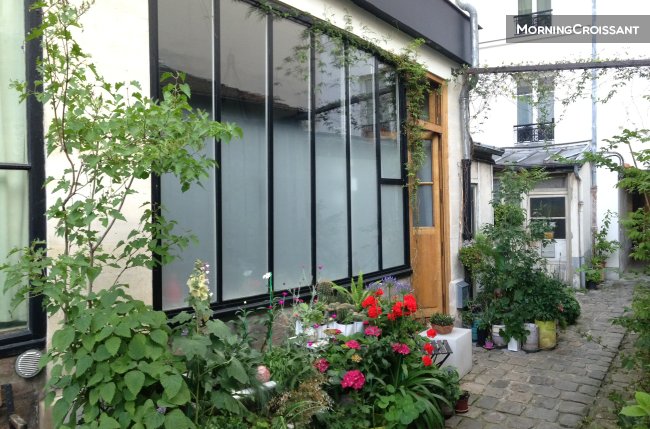 artist's studio