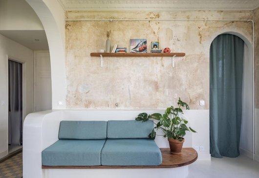 Bright 2-room flat on the 5th floor