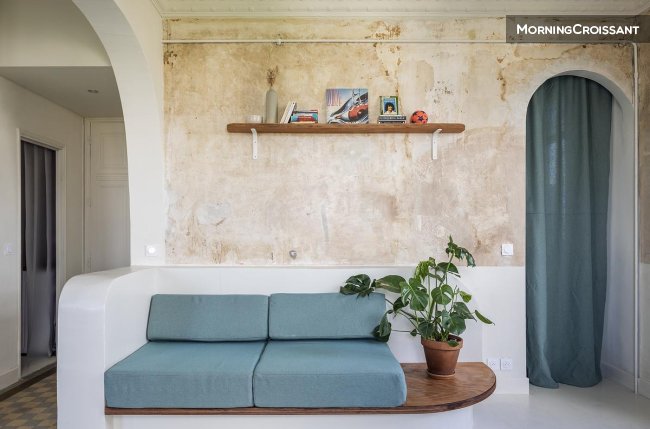 Bright 2-room flat on the 5th floor
