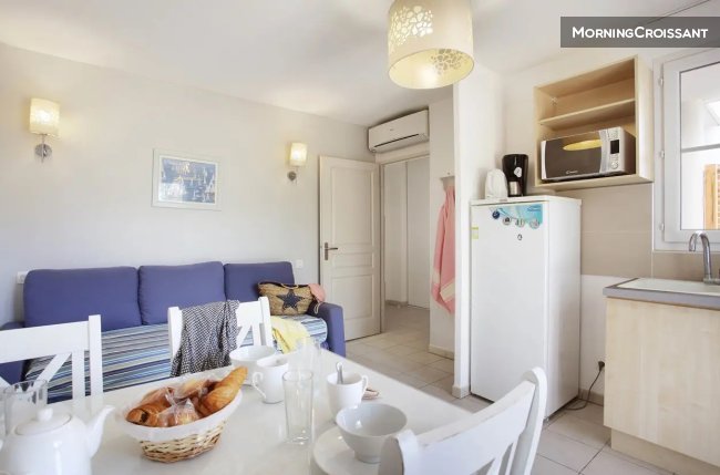 Furnished flat – sleeps 4