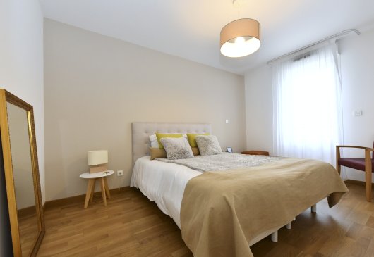Flat in a residential block