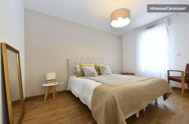 Flat in a residential block
