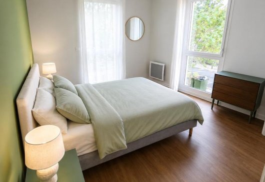 Flat in a residential block