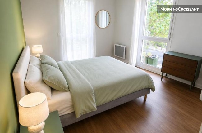 Flat in a residential block