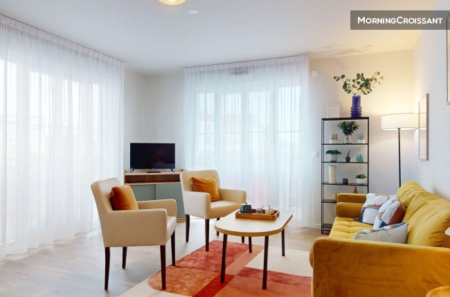New flat with services