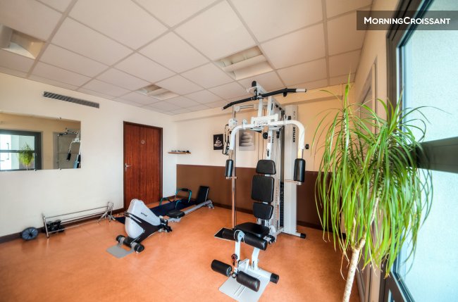 Flat in a residential block