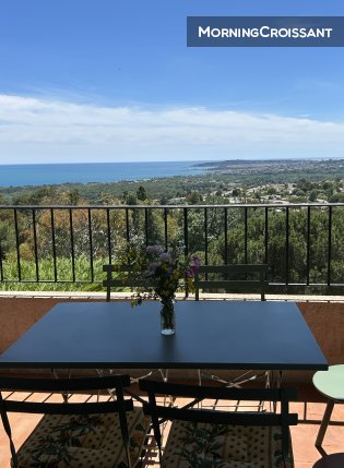 Sea view  80 m²  15mins from Sophia
