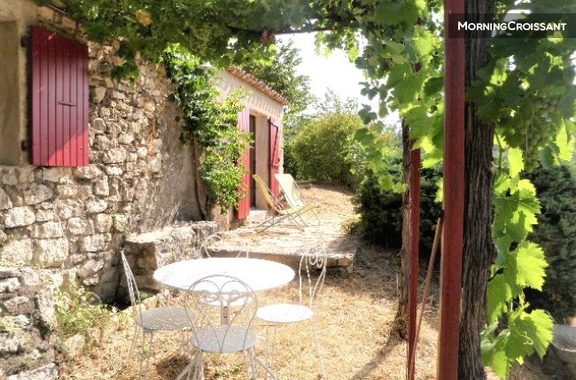 Self-contained rural cottage